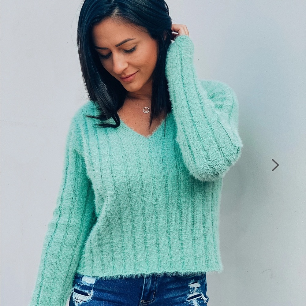 Keep you close sweater size L